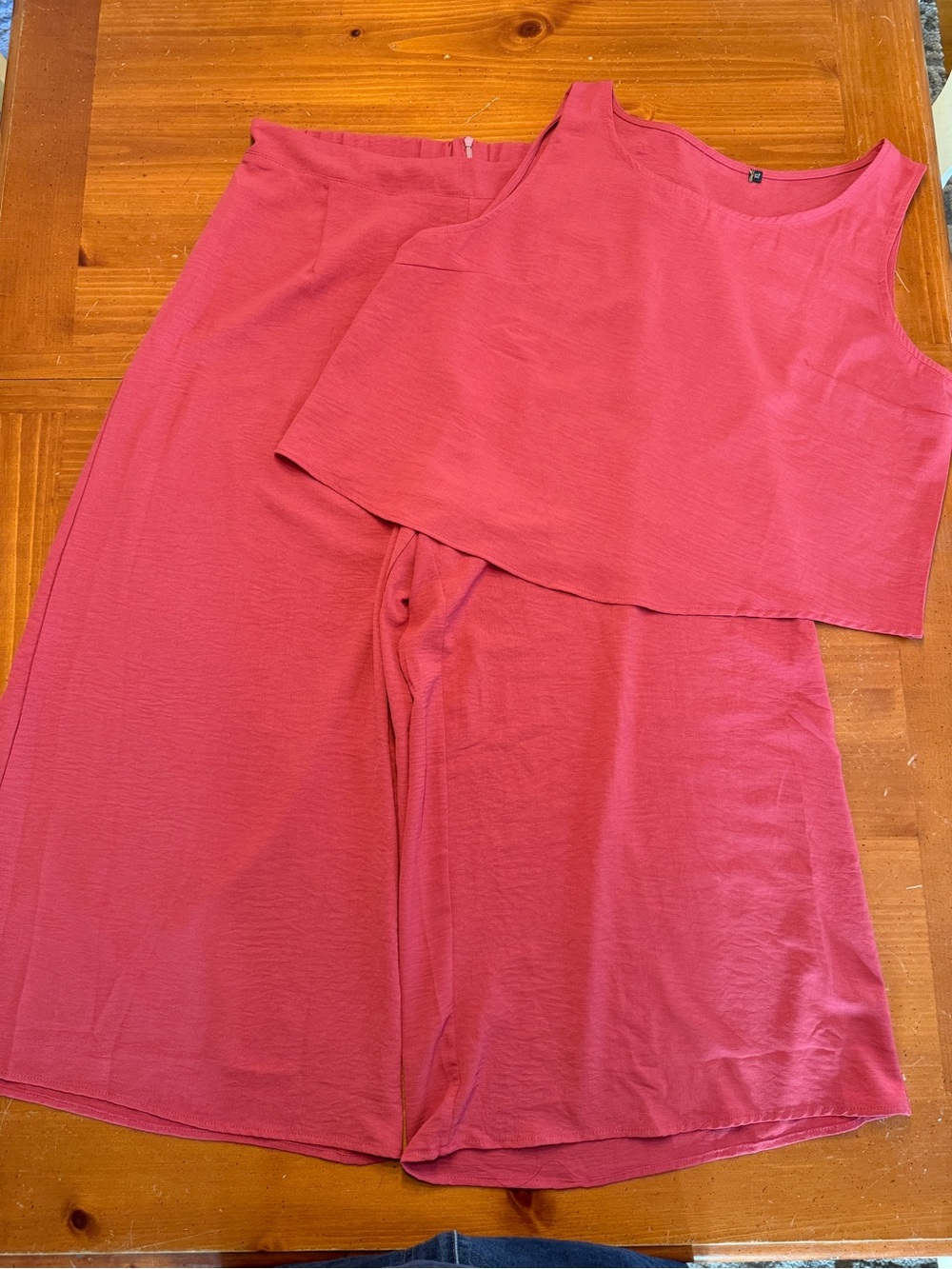 Women's Two-Piece Tank and Wide-Leg Set — Pink